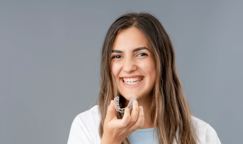 How Invisalign Can Transform Your Smile and Boost Your Confidence